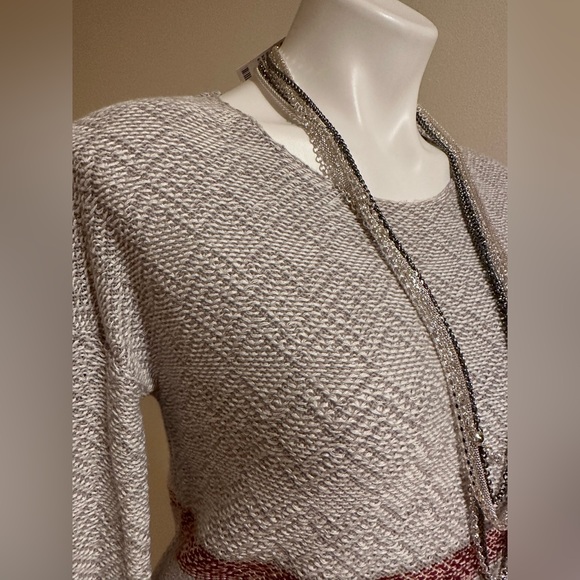 Rewind Gray Red Winter Sweater Bottom Lace Snowflakes Longer In Back SZ XS - Picture 4 of 13